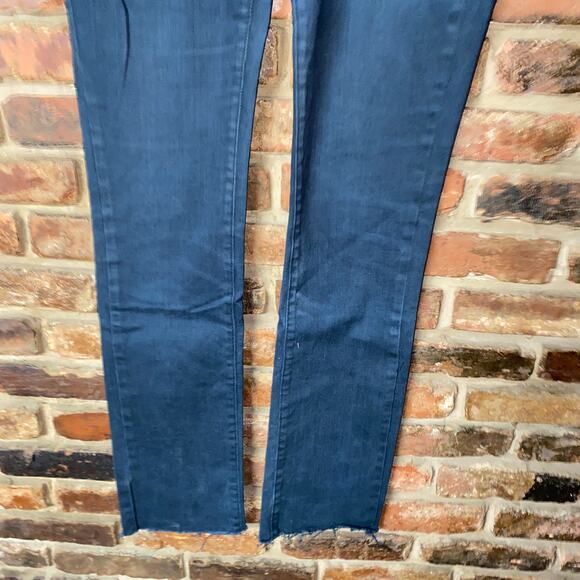 Zara Basic Dark Wash Blue Denim Skinny Raw Hem Cut-Off Jeans Women's Size 6 - Picture 3 of 5